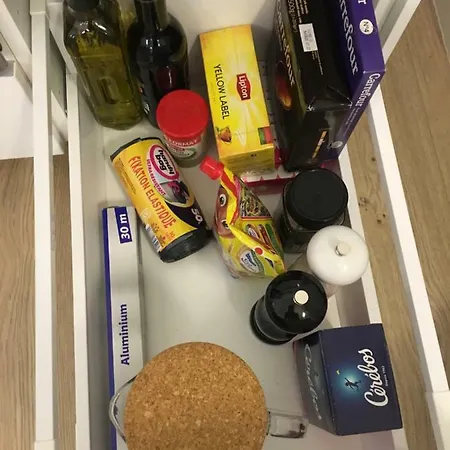 On Place Massena Daire *