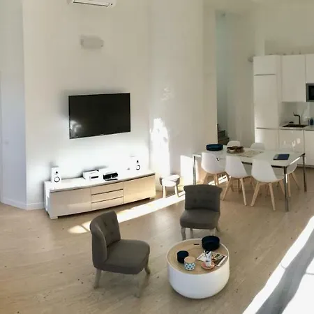 On Place Massena Nice