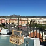 Daire On Place Massena *