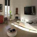 On Place Massena Appartement Nice