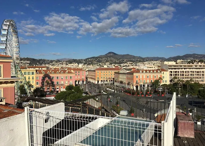 On Place Massena Apartment *